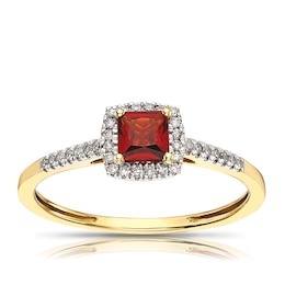 9ct Yellow Gold Diamond & Princess Garnet Halo Ring